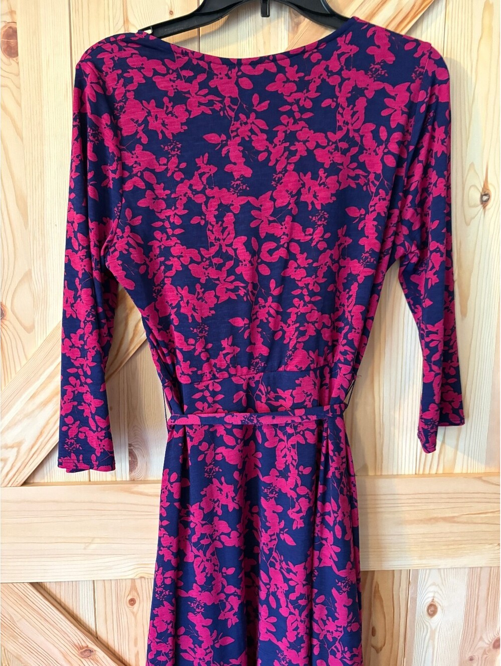 41 Hawthorn Large Navy Blue and Pink Floral Wrap Dress with Belt - Picture 5 of 9
